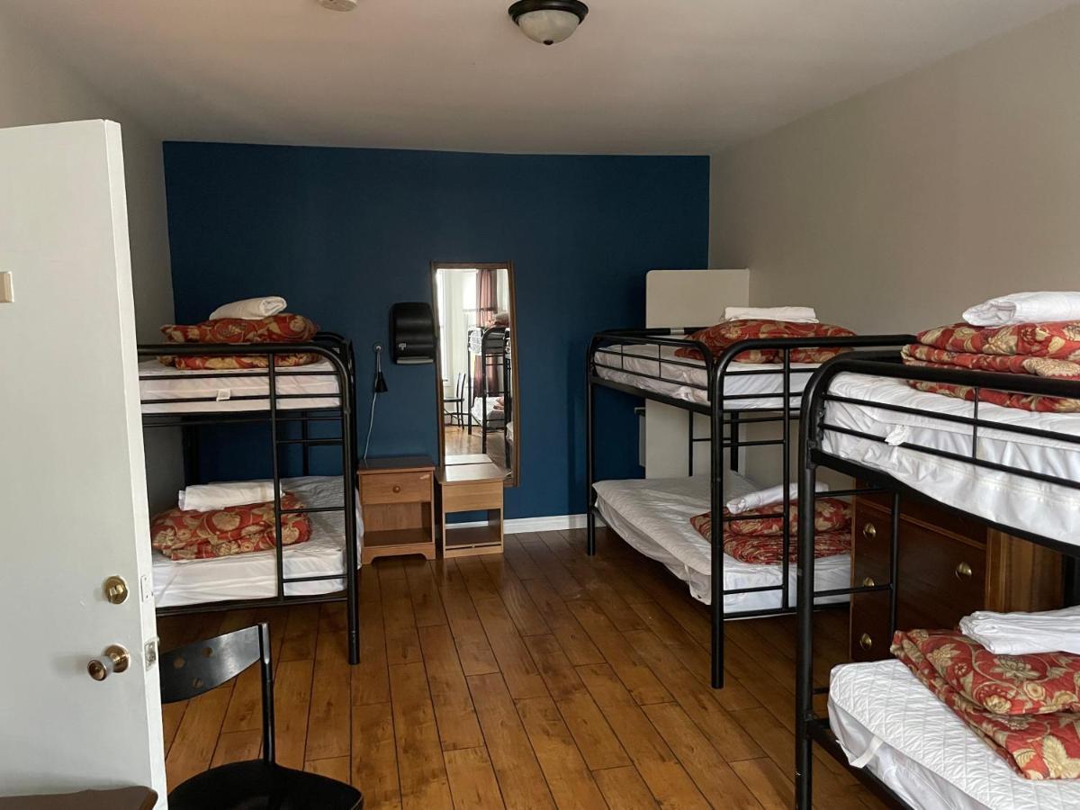 Du Monde Hostel
